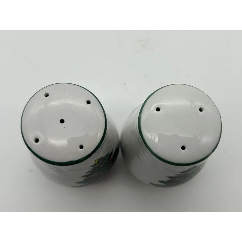 Vintage GEI Christmas Tree Salt Pepper Shakers Ceramic 1970 Holiday